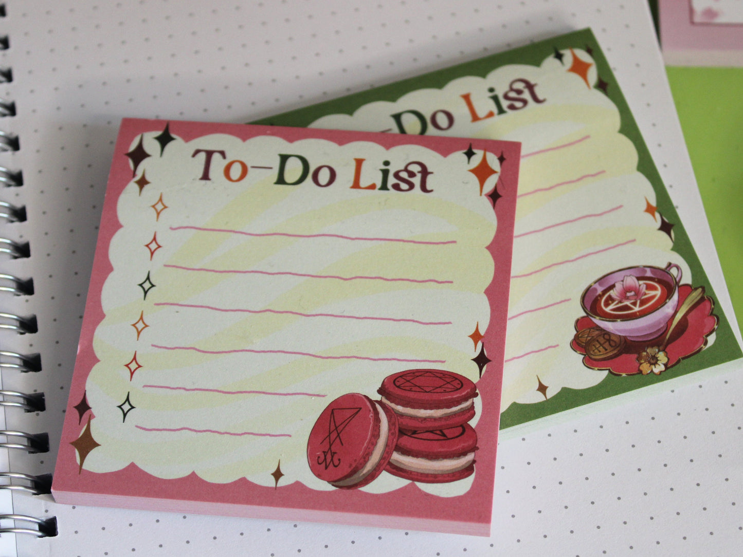 Creepy-Cute To-Do Sticky Notes with 50 Pages