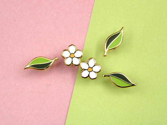 Green Leaves & Flowers Filler Pin Set